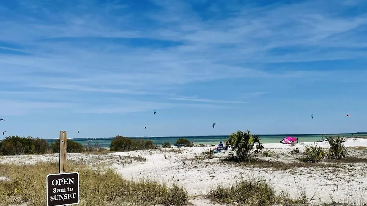 Penthouse Amazing Gulf Views Walk Beach Or Shuttle Suite Sleeps 6 Destin Holiday home